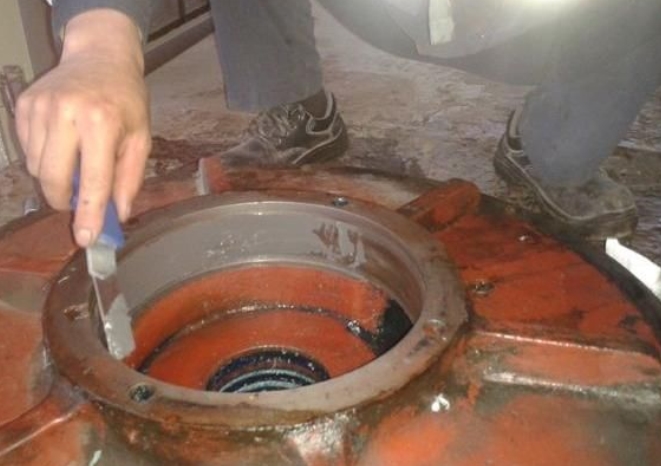 电动机的轴颈和轴承室磨损怎么办?