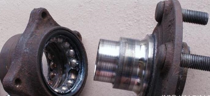 汽车轮子的轴承需要定期上油保养吗