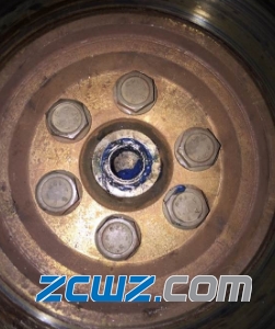 什么是飞轮导向轴承?导向轴承鉴别损坏方式