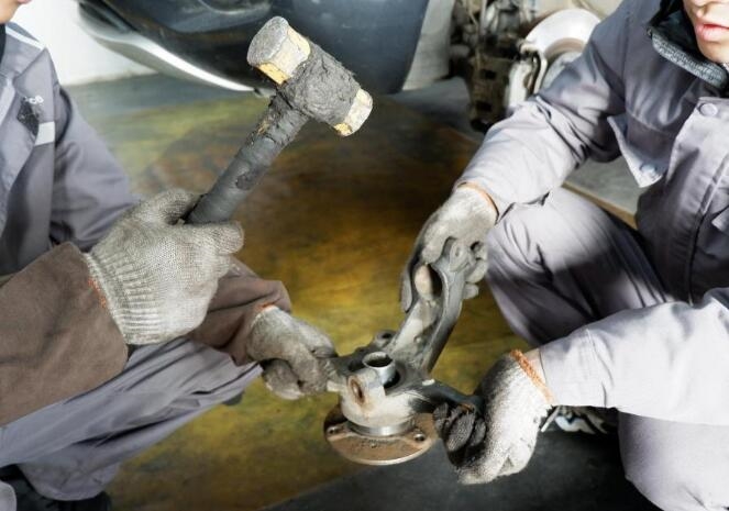 轮毂轴承损坏跟减振器有关系吗不但有而且还很大!