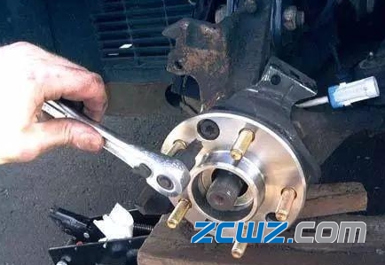 汽车轮子轴承需要定期上油维护保养吗?