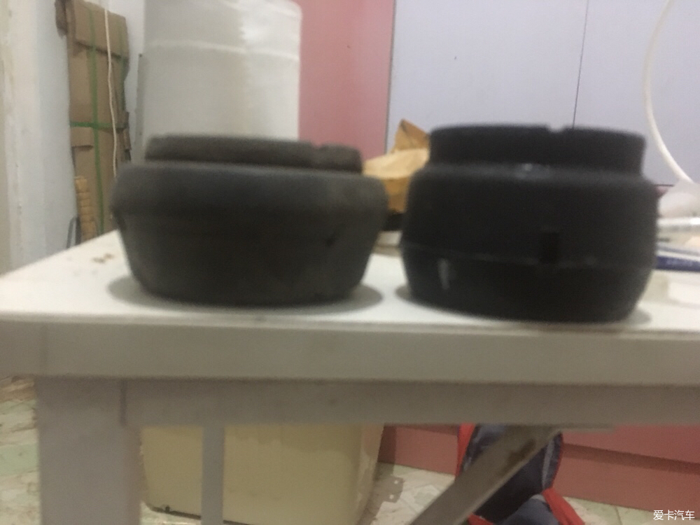 更换顶胶及平面轴承保养