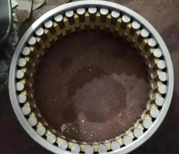 短应力380热轧机轴承烧损原因分析