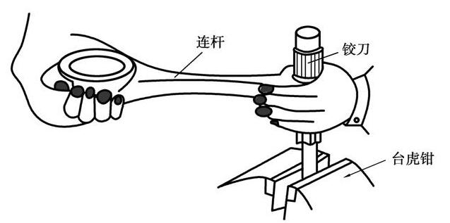你知道连杆组是怎么维修的吗?