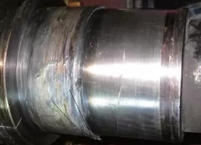 风电机组着火,原因竟是电机前轴承内部的油脂过多?