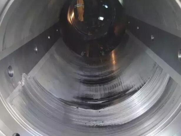 船舶艉轴承高温问题及其操作注意事项