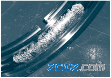 发动机主轴轴承主要损伤形式及原因