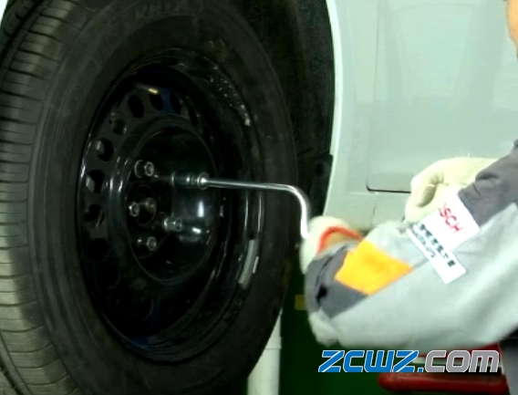 轮毂轴承间隙调整具体步骤